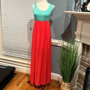 Bluetique teal and coral maxi fits like size medium
